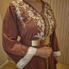Caftan maron avec ceinture
