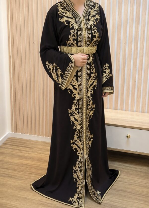 Caftan élégant en velours chocolat